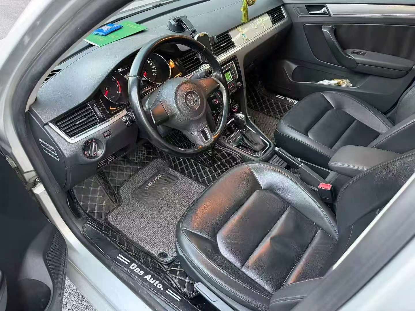 Volkswagen Bora 1.6L Automatic Sunroof 8