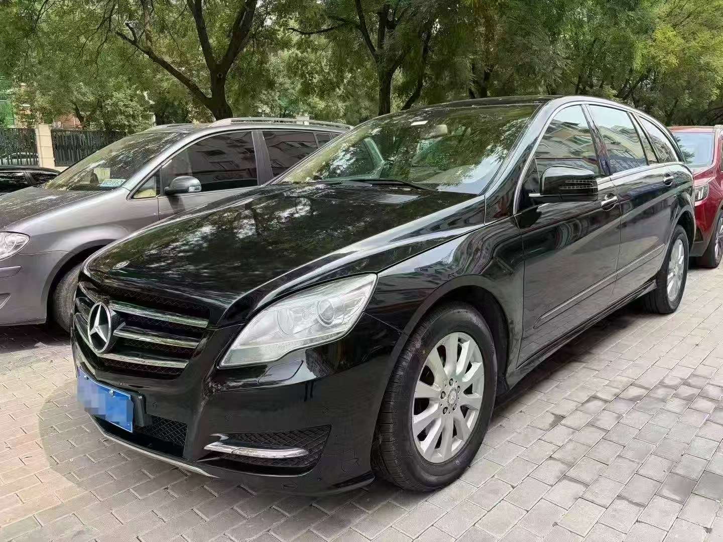 Mercedes-Benz R-Class