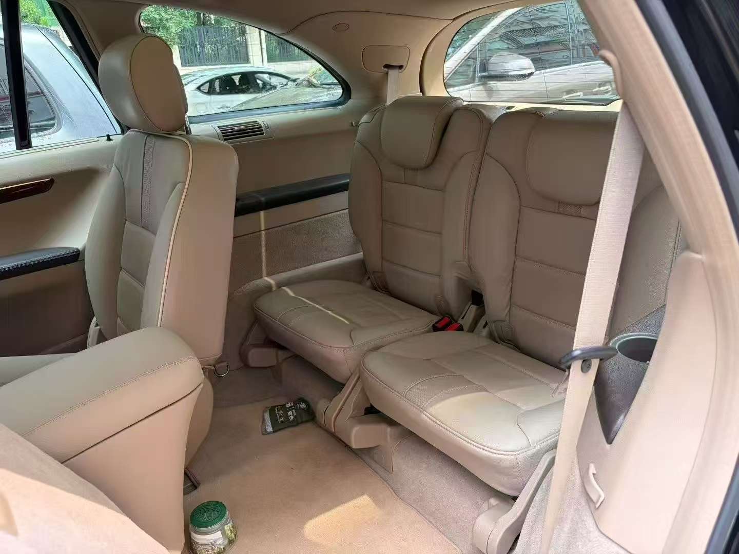 Mercedes-Benz R-Class 6