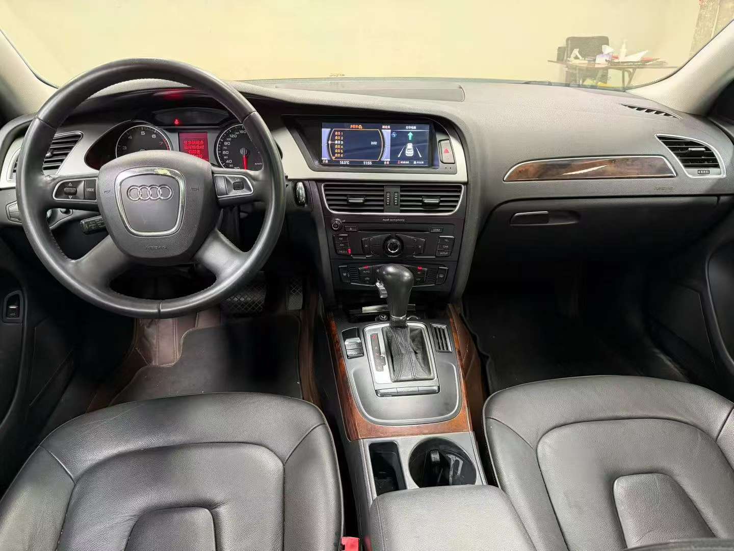 Audi A4L 2