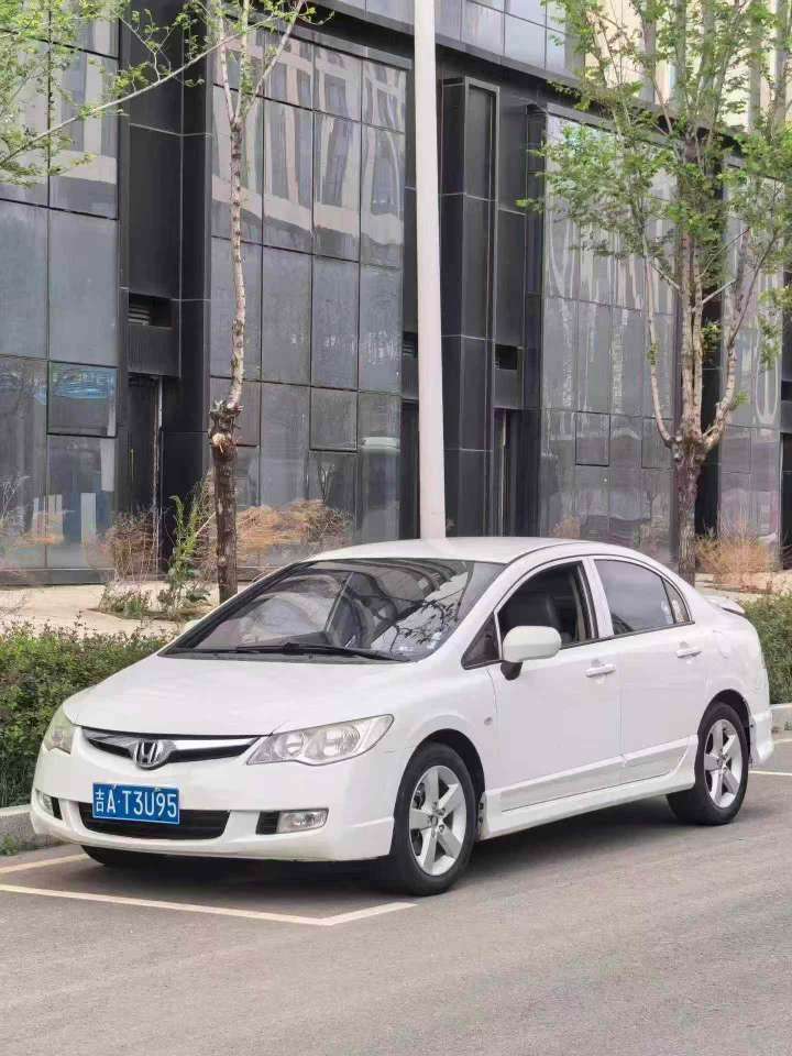 Honda Ciimo 2014 1.8L Automatic