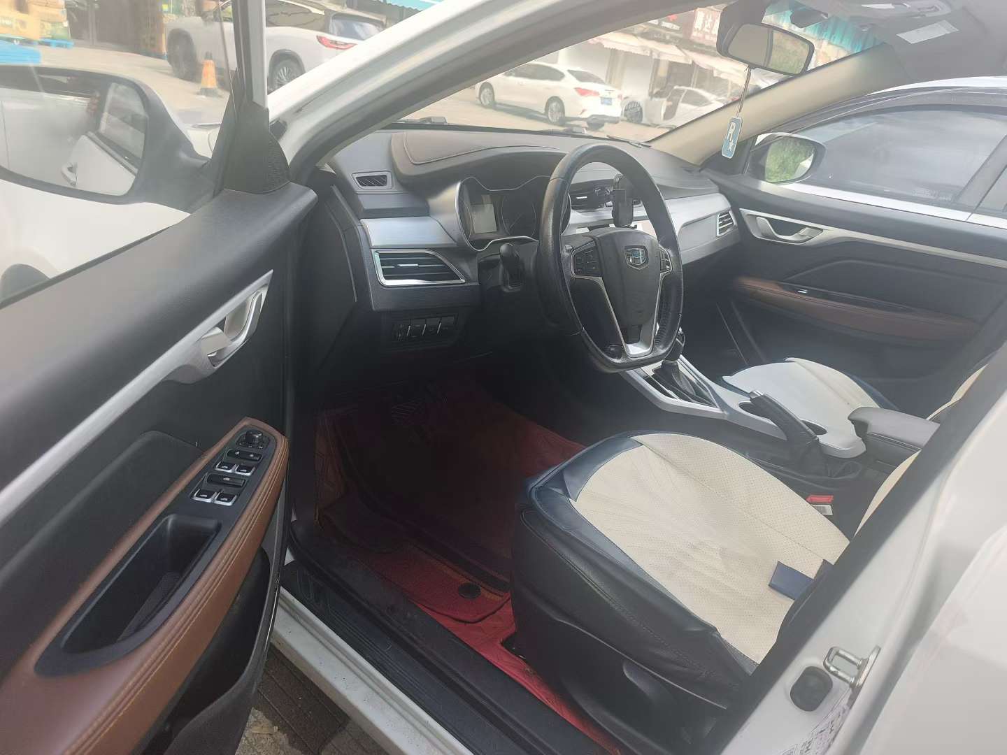 Geely Vision Luxury Edition 4