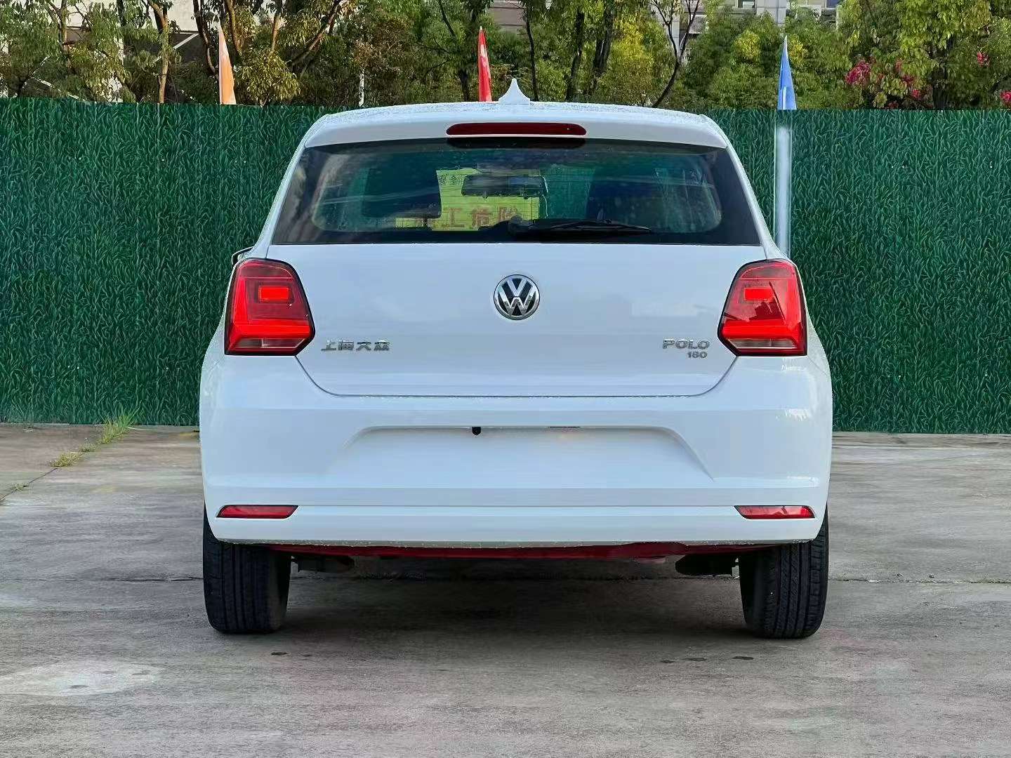 Volkswagen Polo 1.6L Automatic High Spec 8