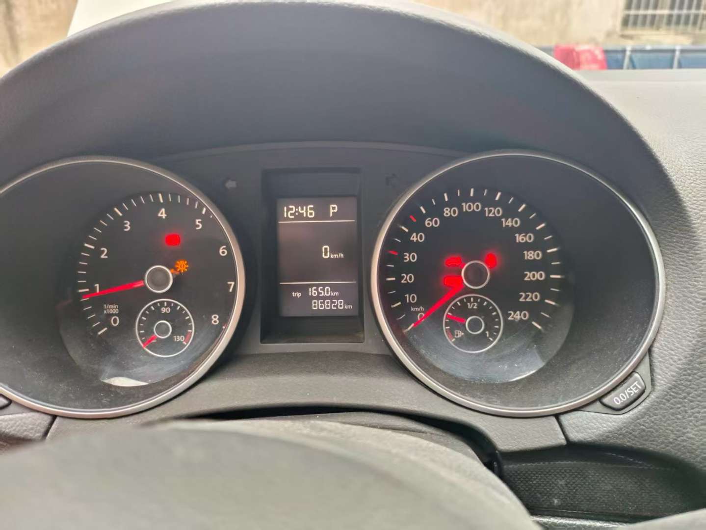 Volkswagen Golf 1.6L Automatic 3