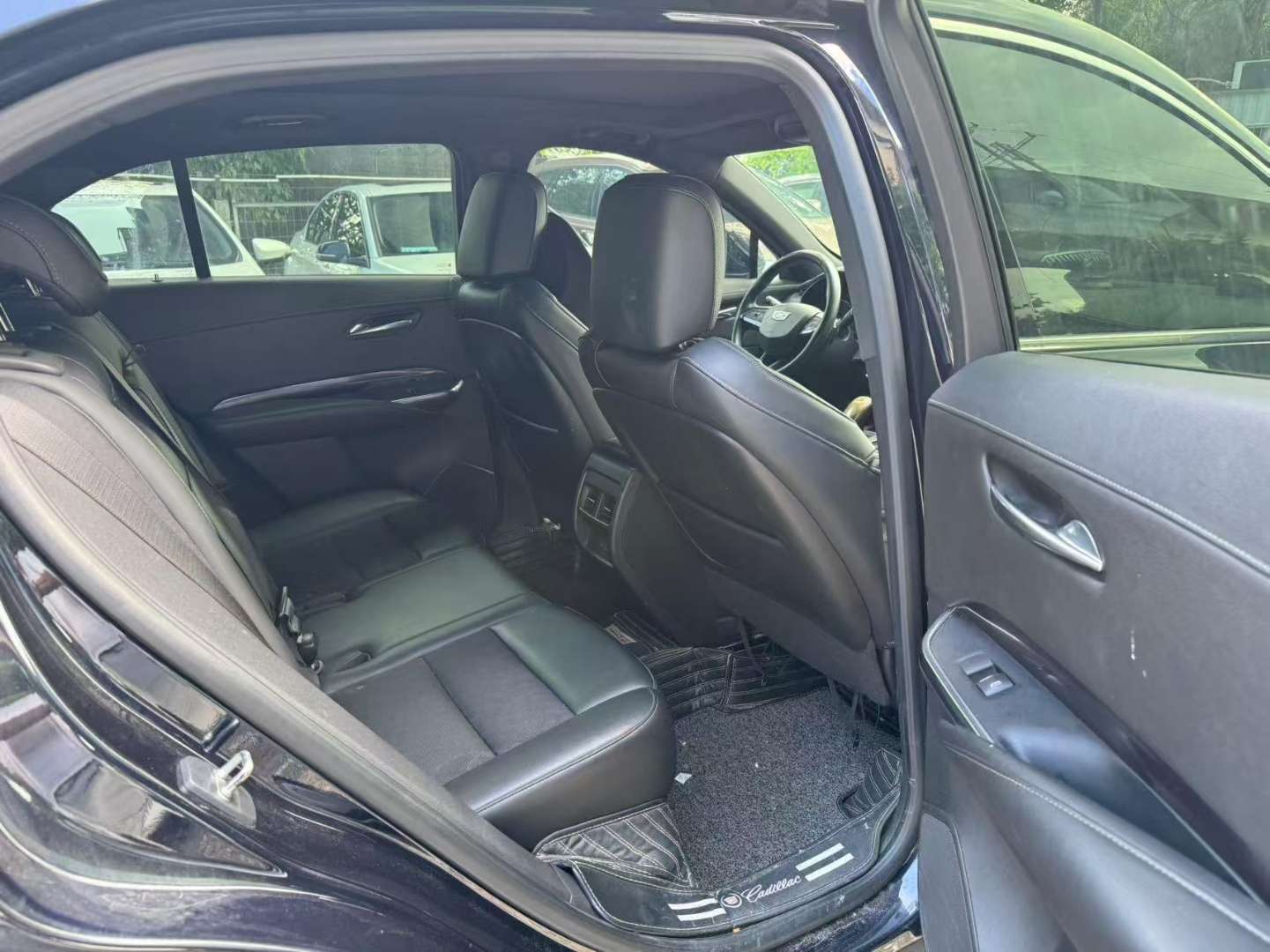 Cadillac XT4 2.0T 28T Technology 7