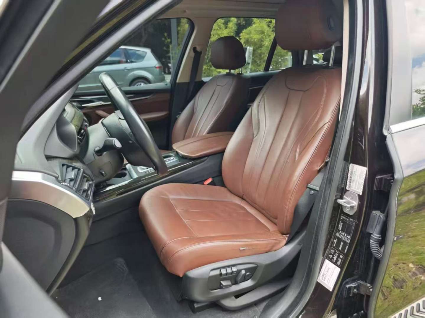 BMW X5 2014 xDrive35i Leading Edition 6