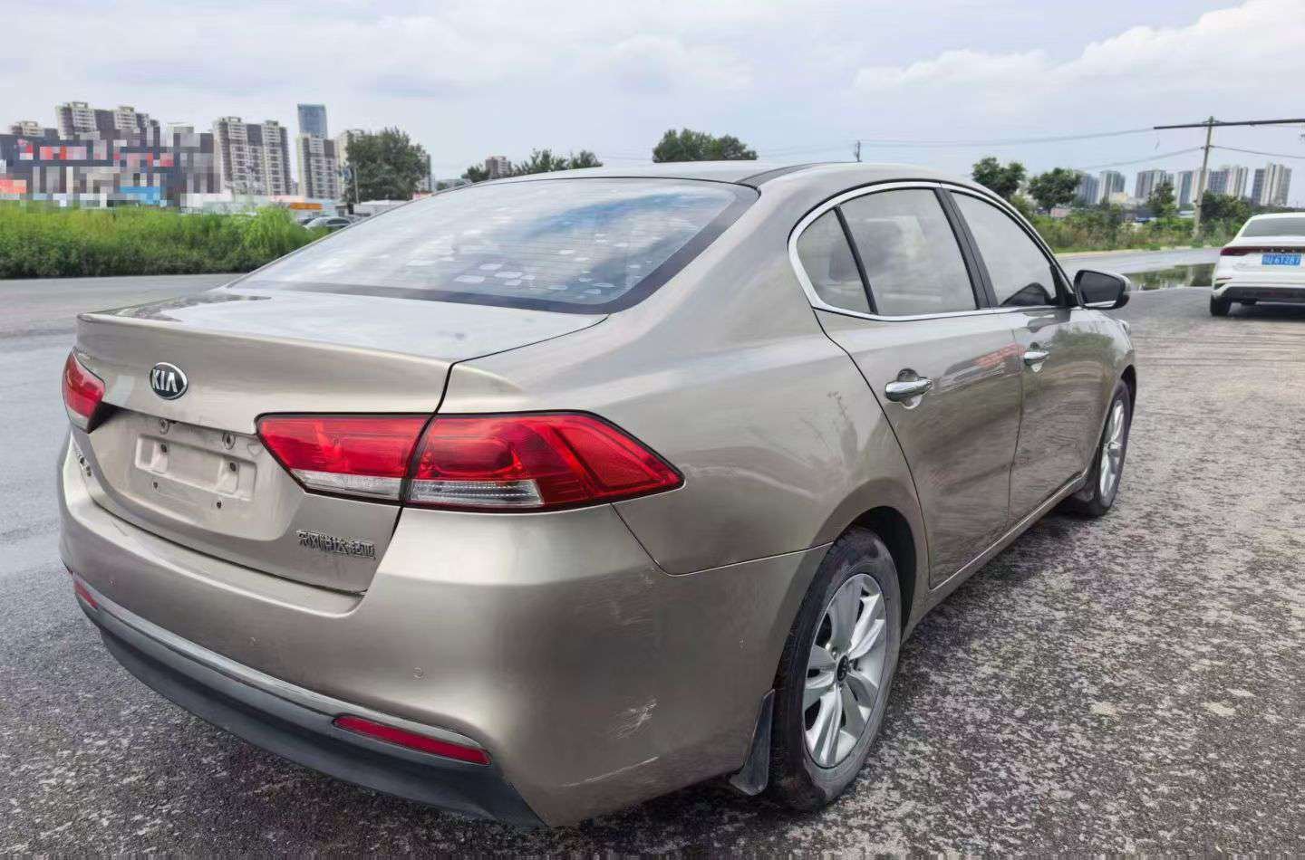 Kia K4 9