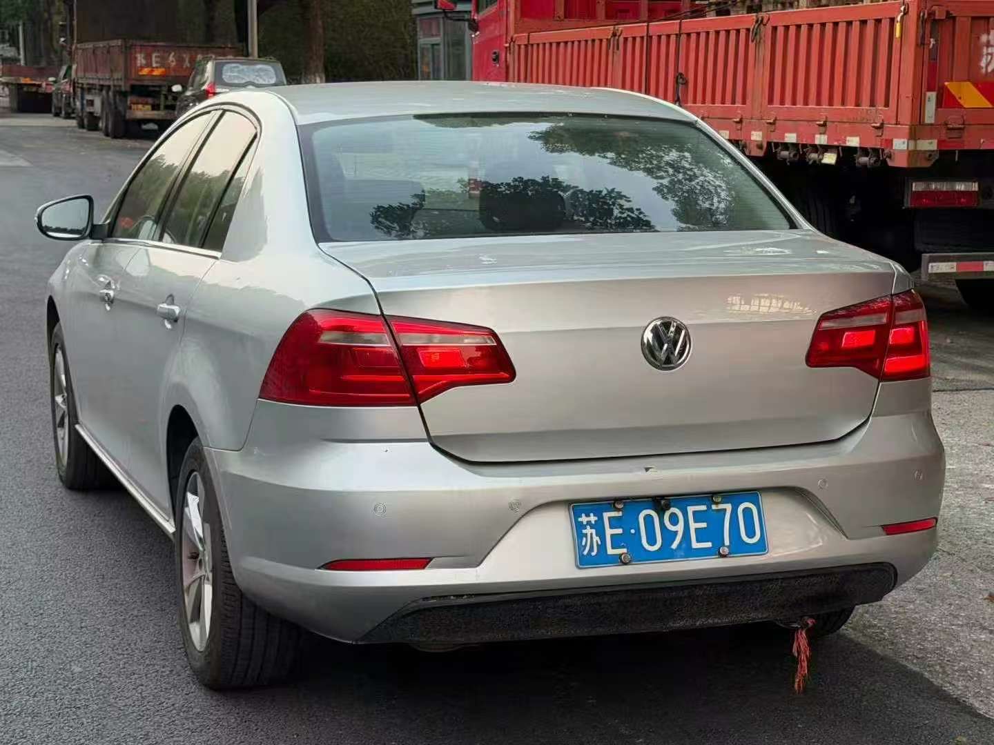 Volkswagen Bora 1.6L Automatic Sunroof 6