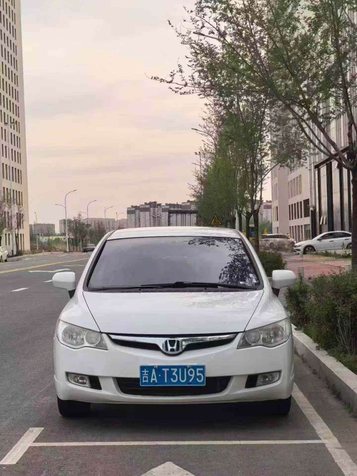 Honda Ciimo 2014 1.8L Automatic 2
