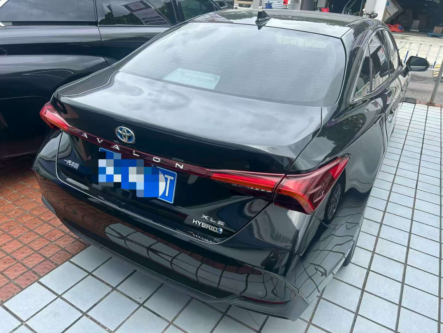 Toyota Avalon 2020 2.5L Hybrid 2