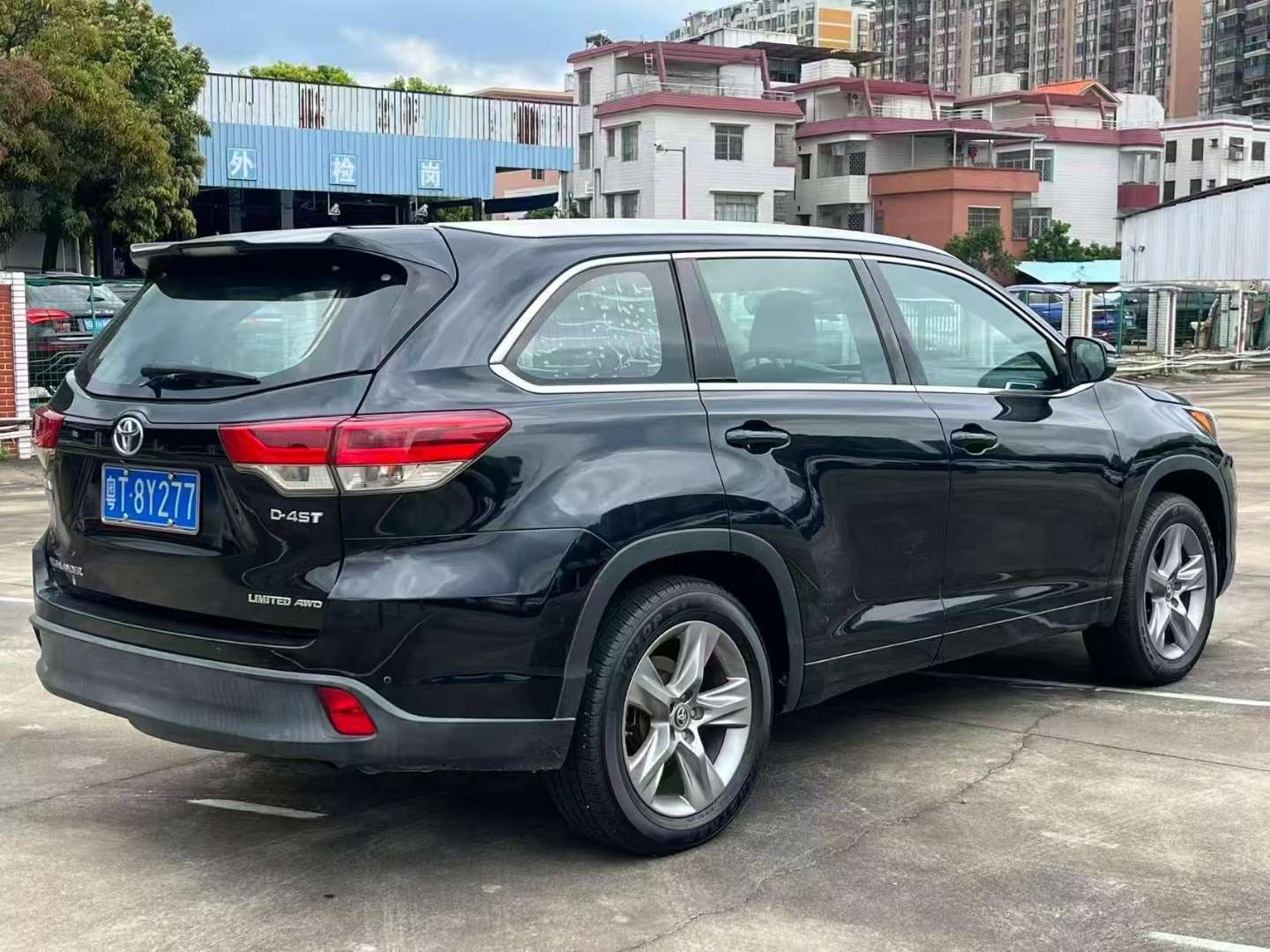 Toyota Highlander 2018 2.0T AWD Supreme 7-Seater 4