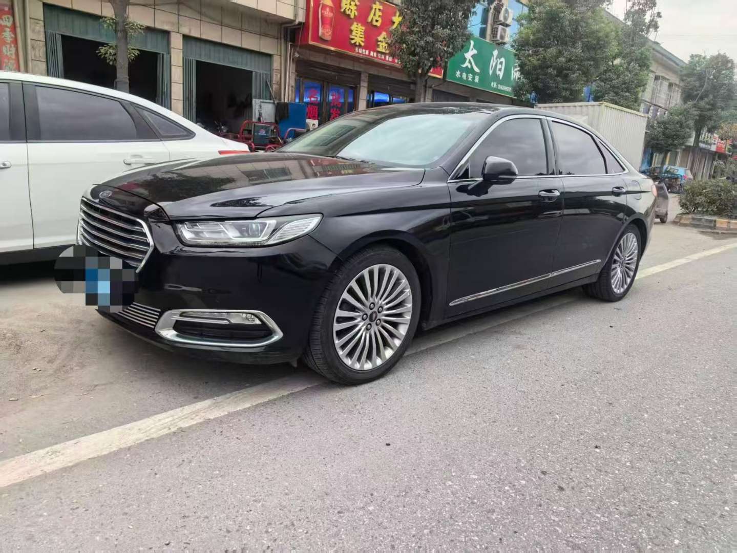 Ford Taurus EcoBoost 245 Excellence 2
