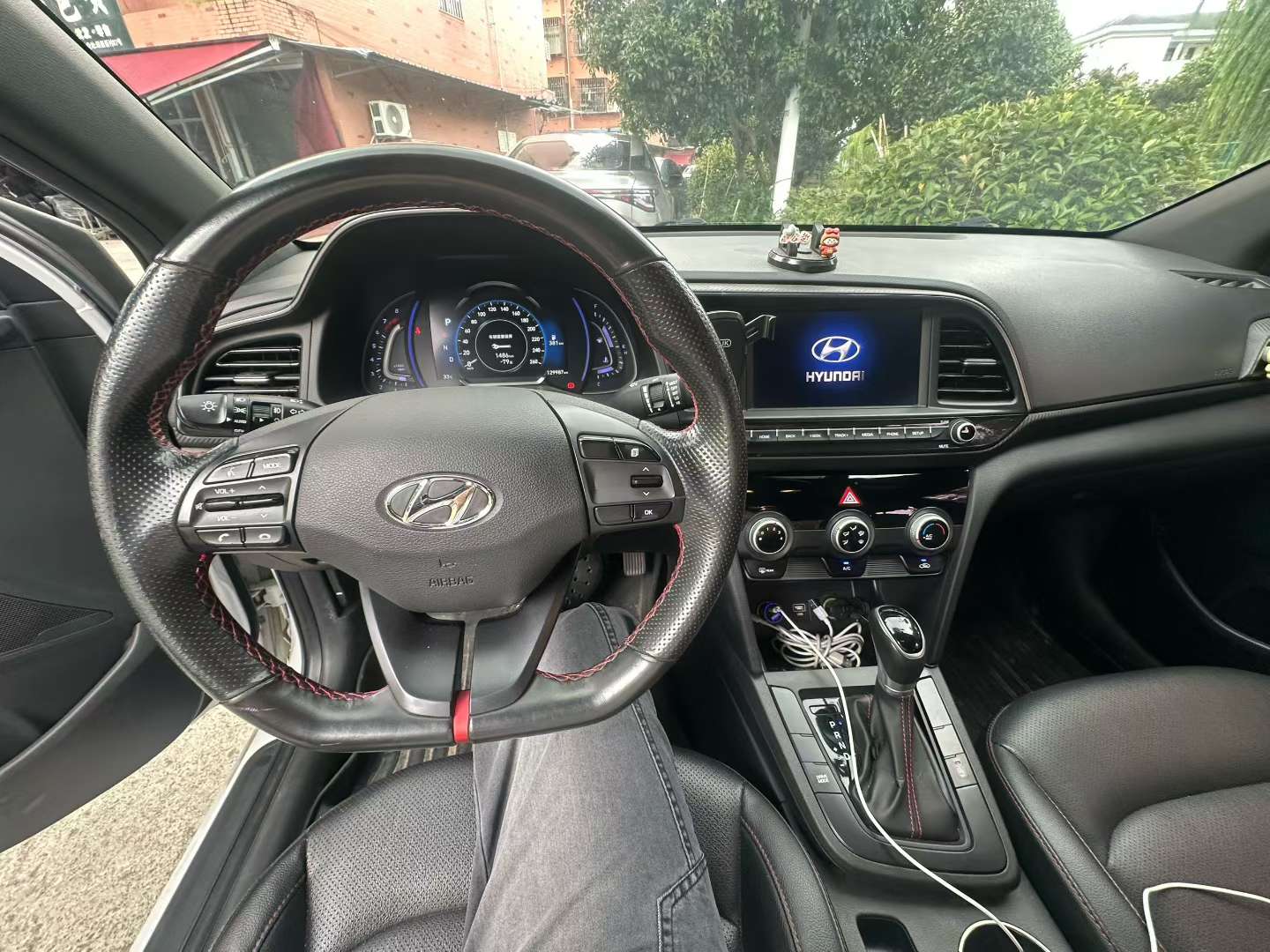 Hyundai Elantra 1.4T Active Edition 4