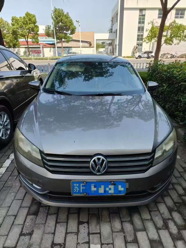 Volkswagen Santana 2.0T Automatic Sunroof