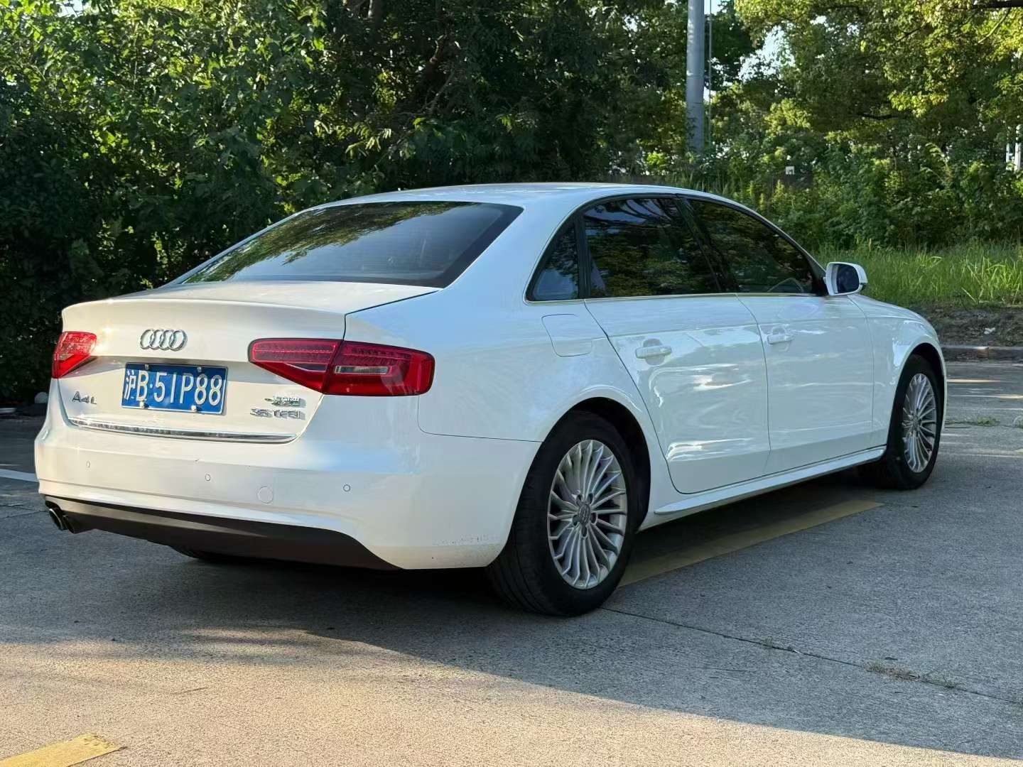 Audi A4L 4
