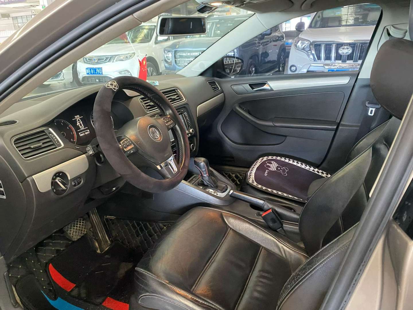 Volkswagen Sagitar 2013 1.4T Luxury 4
