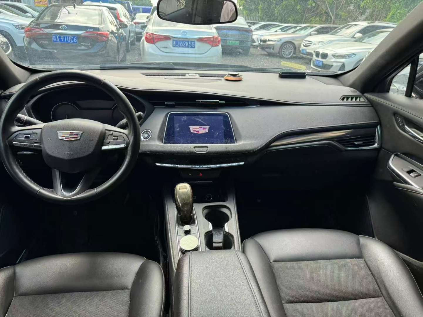 Cadillac XT4 2.0T 28T Technology 5