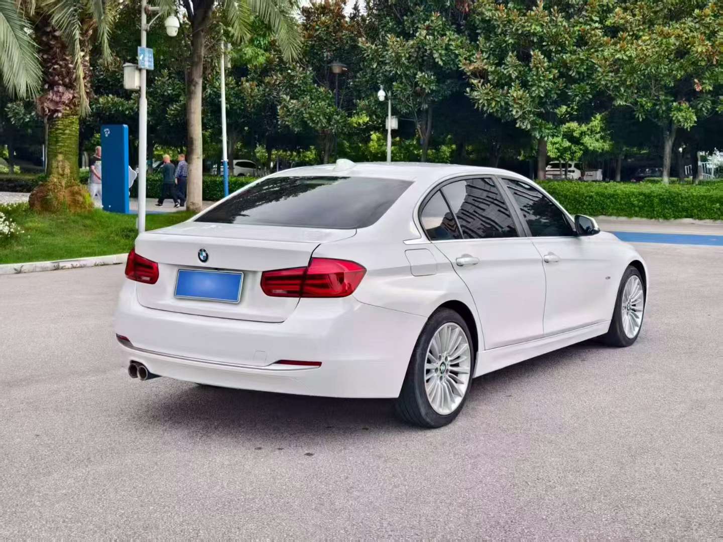 BMW 3 Series 2018 320Li Long Wheelbase Fashion Edition 9