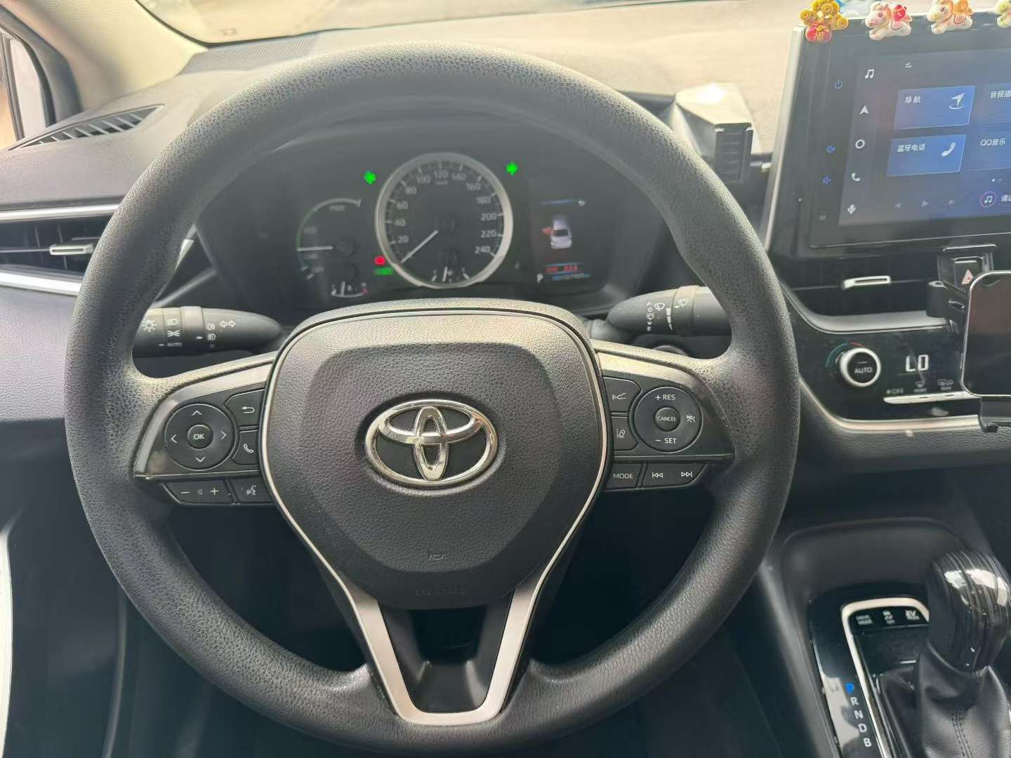 Toyota Corolla 1.8 Hybrid Sunroof 3