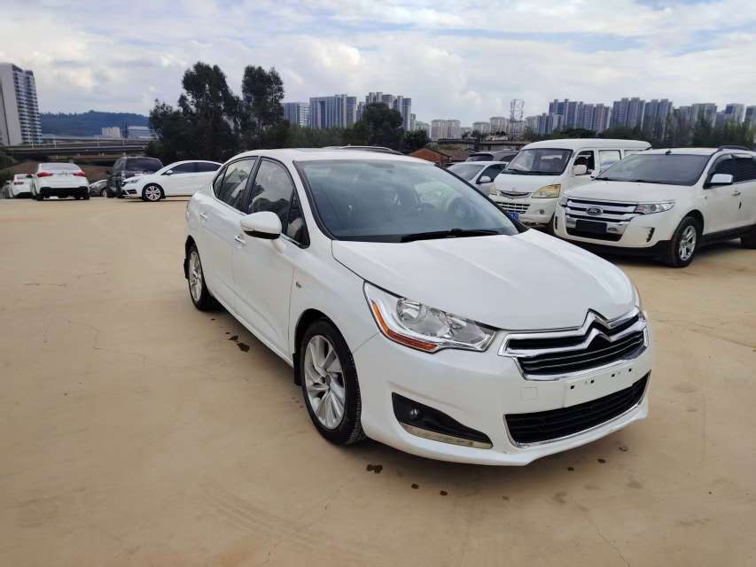 Citroën C4L 5