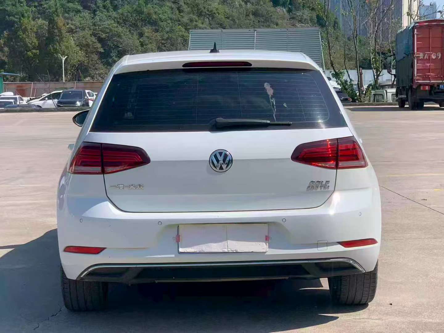Volkswagen Golf 2020 1.4T Automatic Sunroof Edition 8