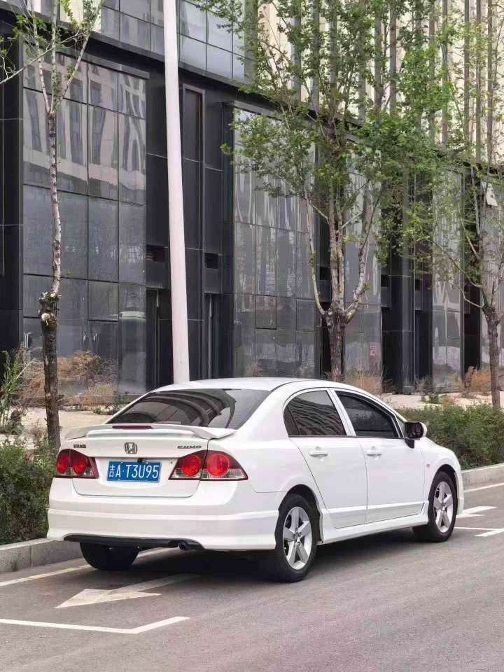 Honda Ciimo 2014 1.8L Automatic 7