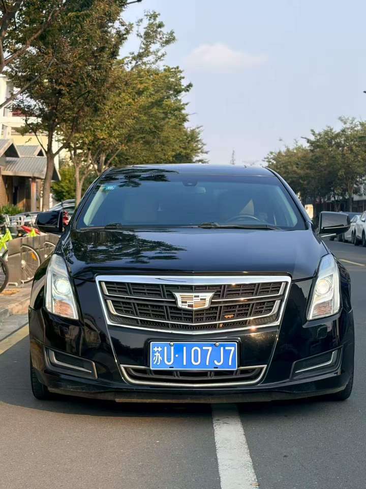 Cadillac XTS 2014 2.0T Luxury 2