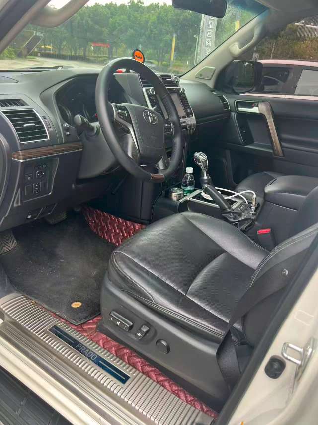 Toyota Prado 2019 3.5L Automatic Sunroof 2