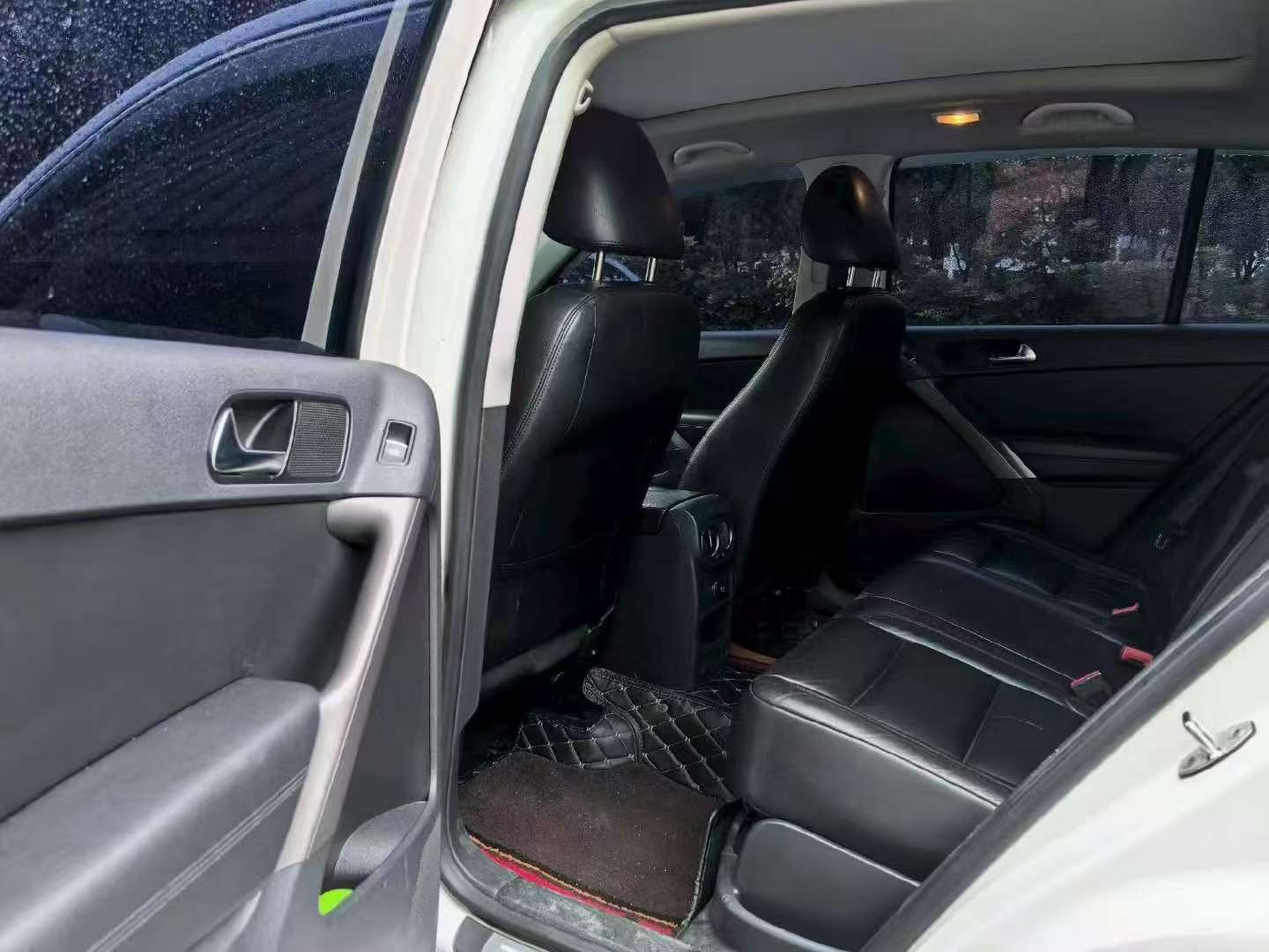 Volkswagen Tiguan 1.8TSI Automatic AWD Elite Edition 5