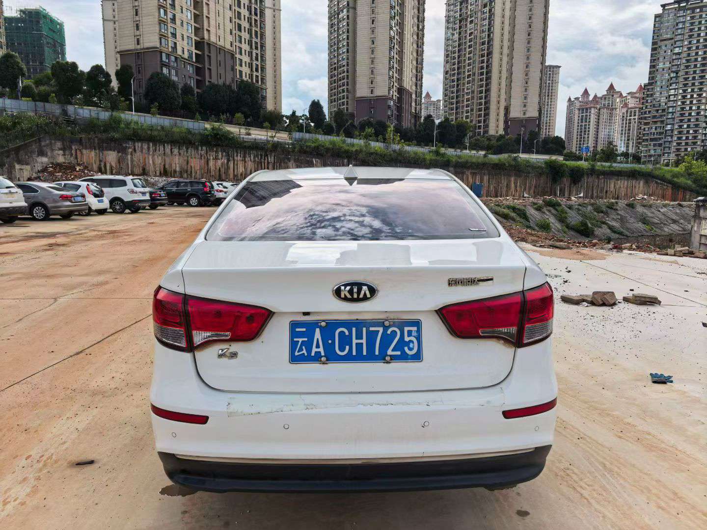 Kia K2 4
