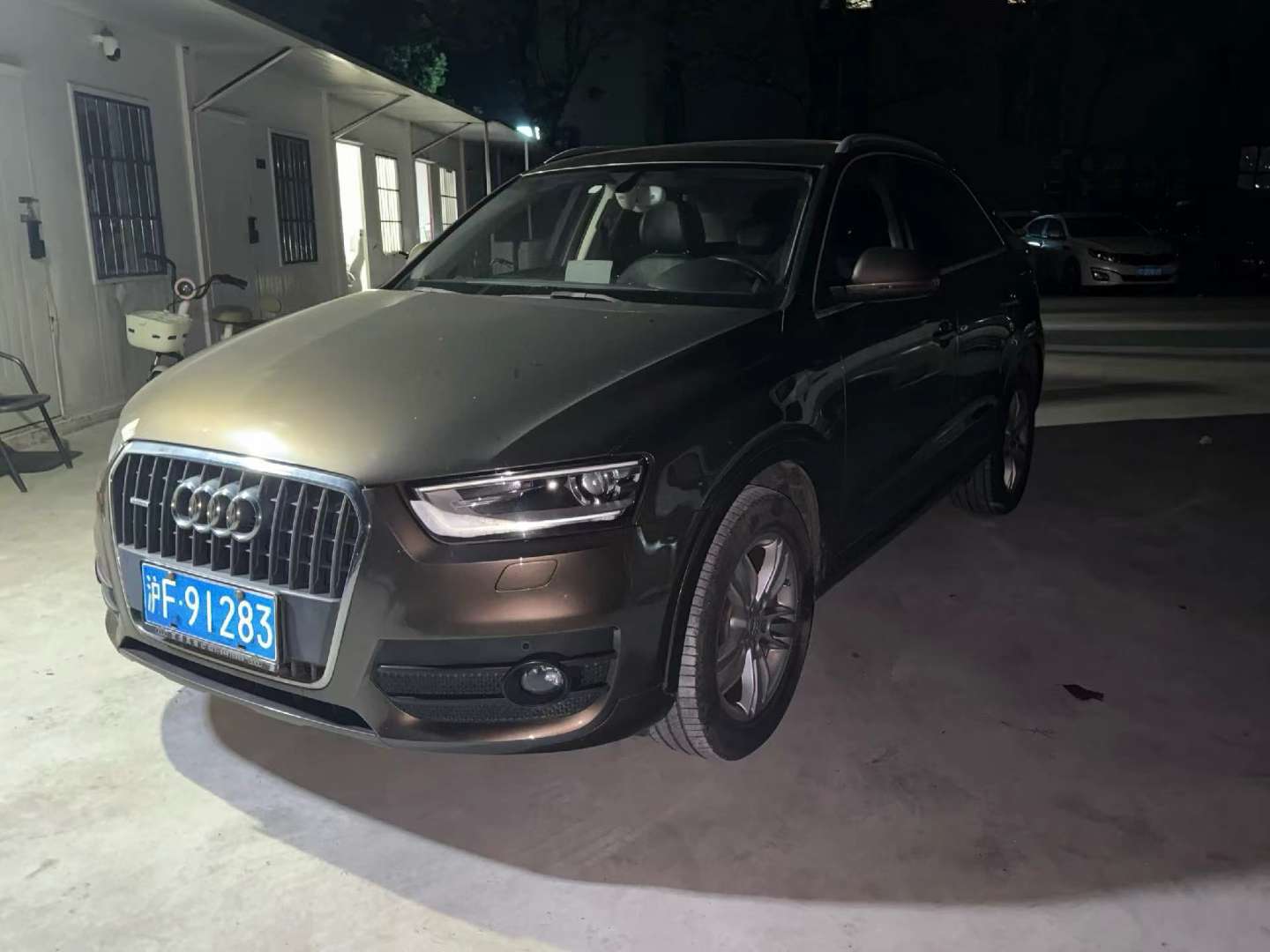 Audi Q3 2.0T AWD Comfort Edition 2