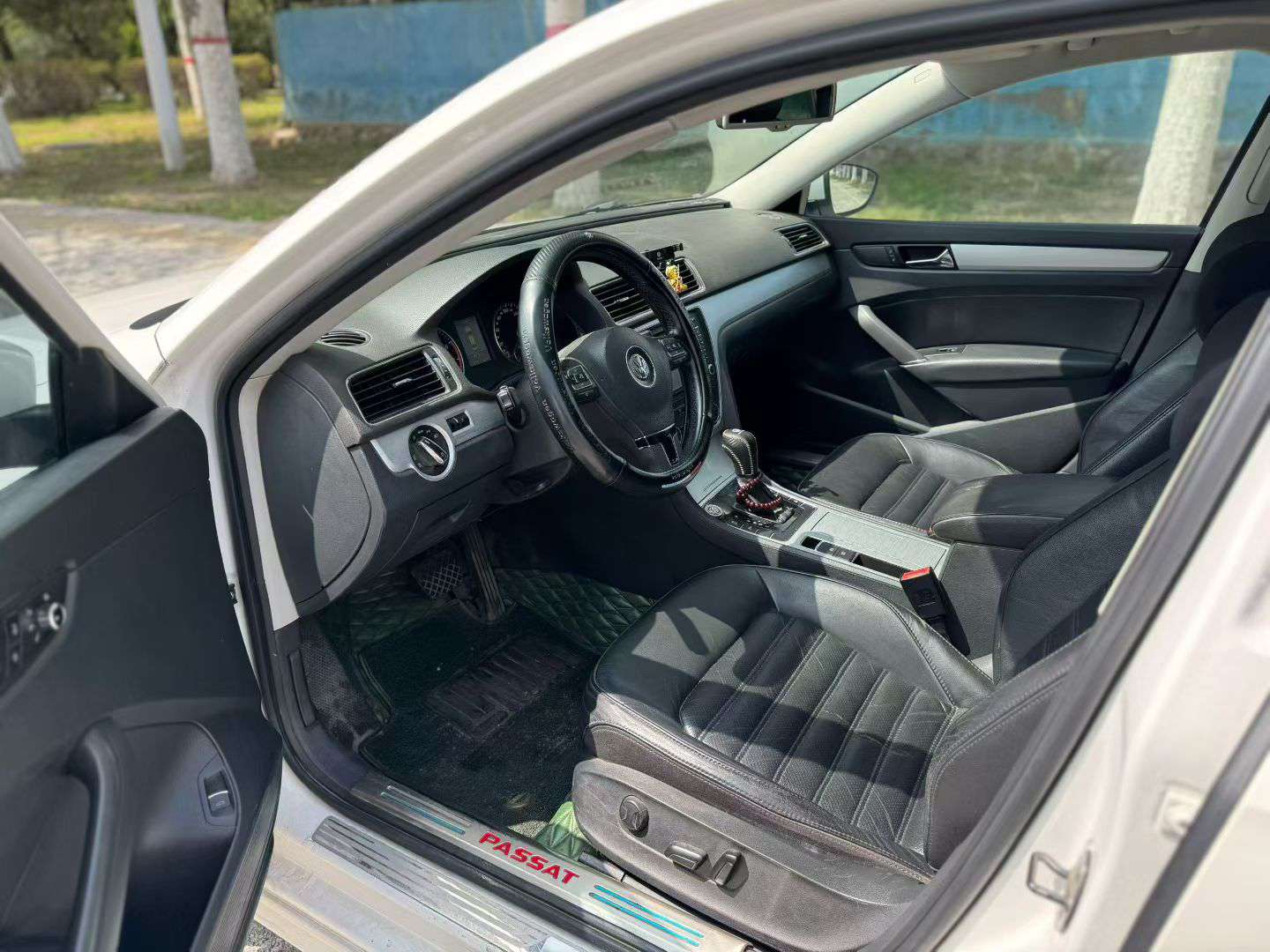 Volkswagen Passat 2013 2.0T 4