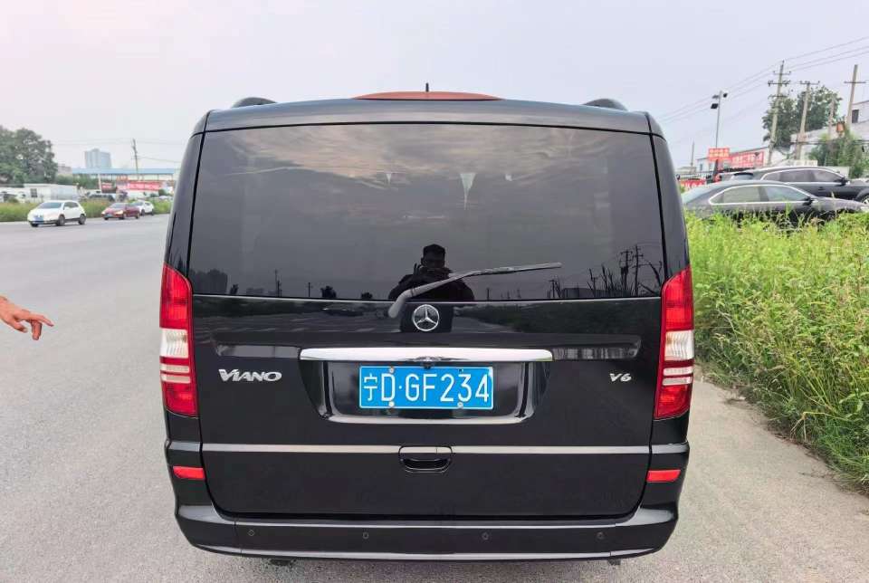 Mercedes-Benz Viano 5