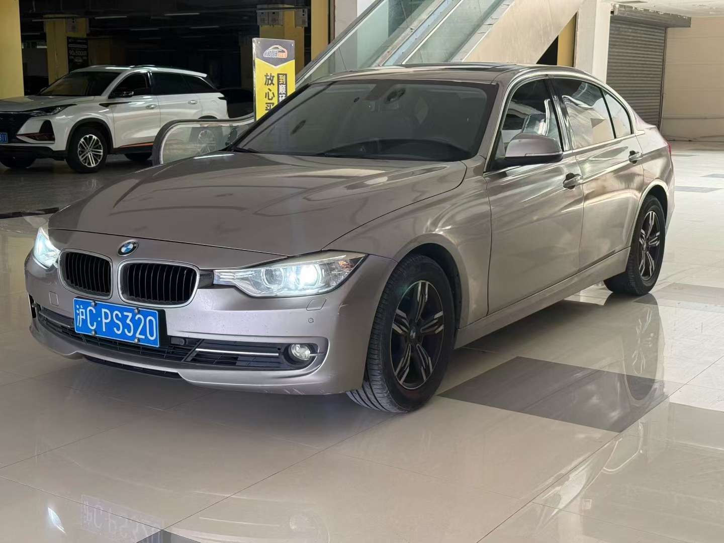 BMW 3 Series 320Li Sport 2