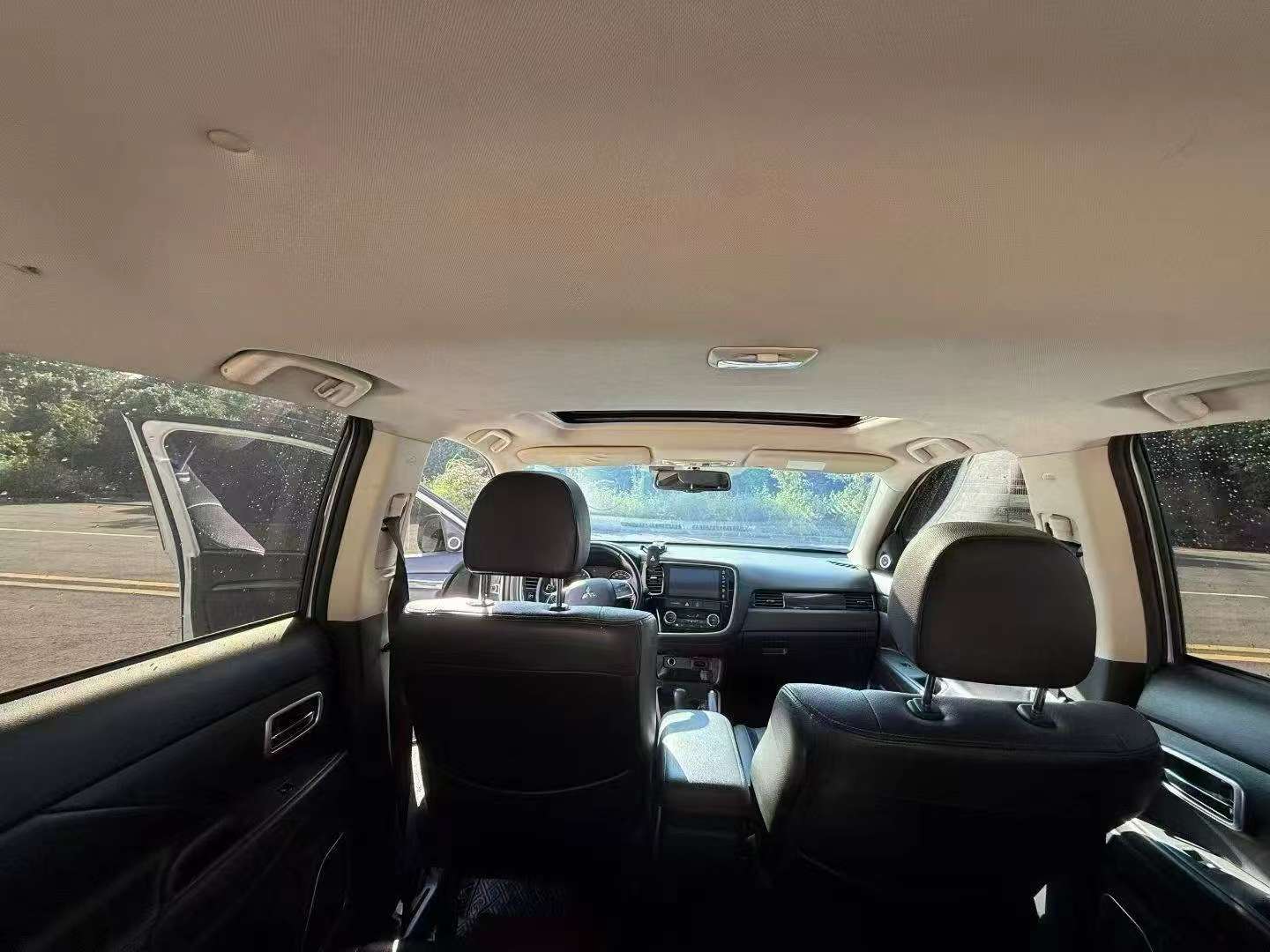 Mitsubishi Outlander 2019 2.0L 7-Seater 7