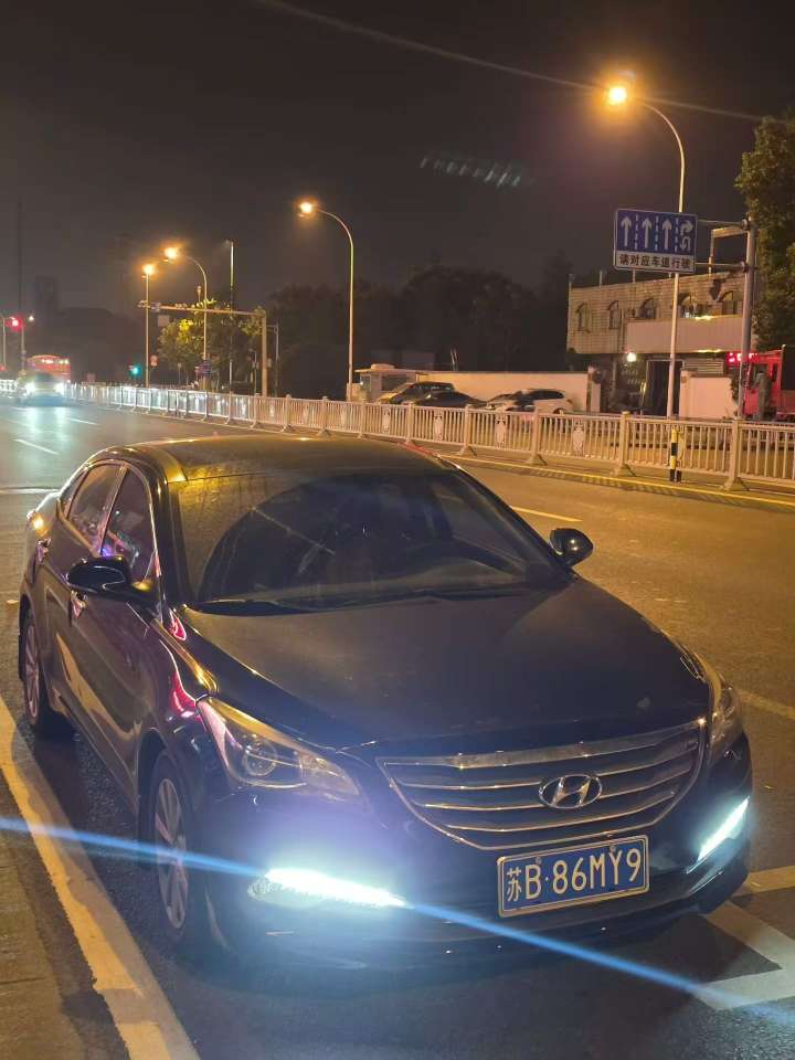 Hyundai Mistra 1.8T Automatic Sunroof 3
