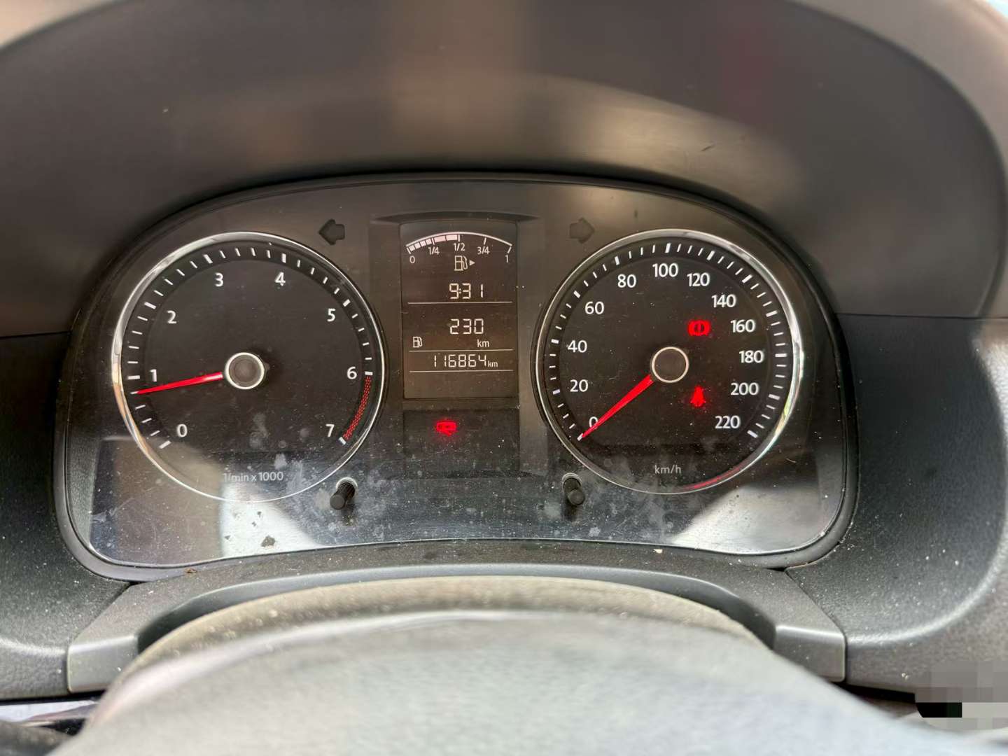 Volkswagen Lavida 1.6L Manual 4