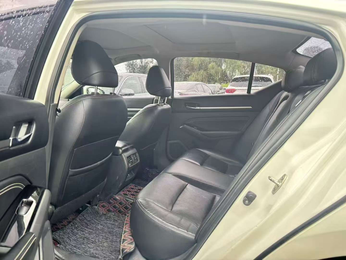 Nissan Teana 2.0L 2