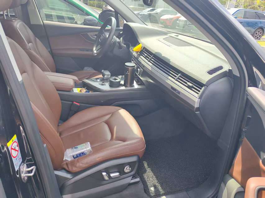 Audi Q7 2.0T 45 Comfort Edition 5