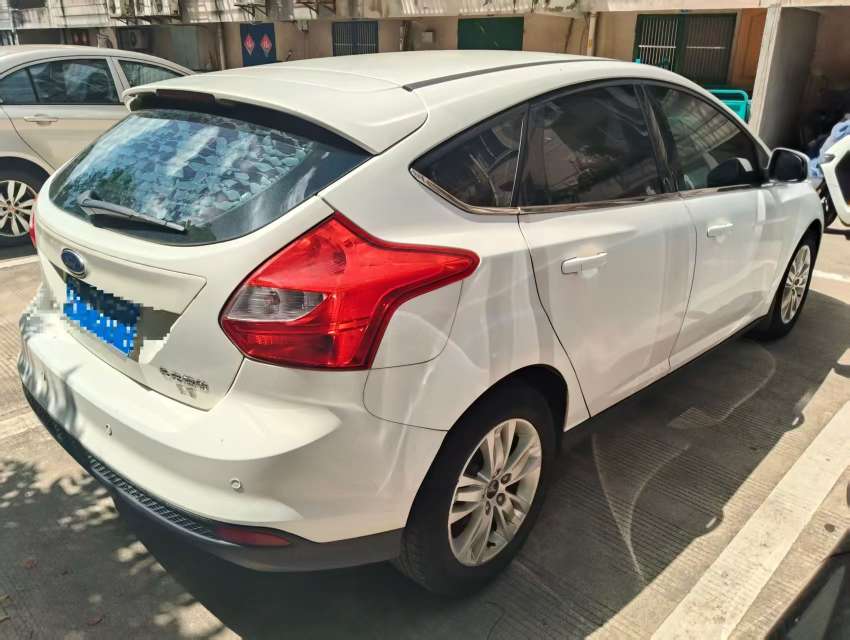 Ford Focus 6