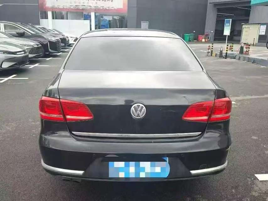 Volkswagen Magotan 1.8T Automatic Sunroof 3