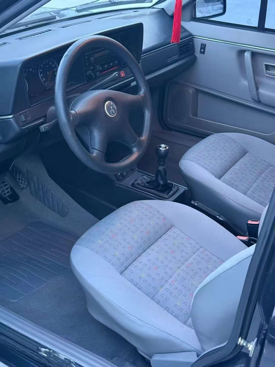 Volkswagen Santana 9