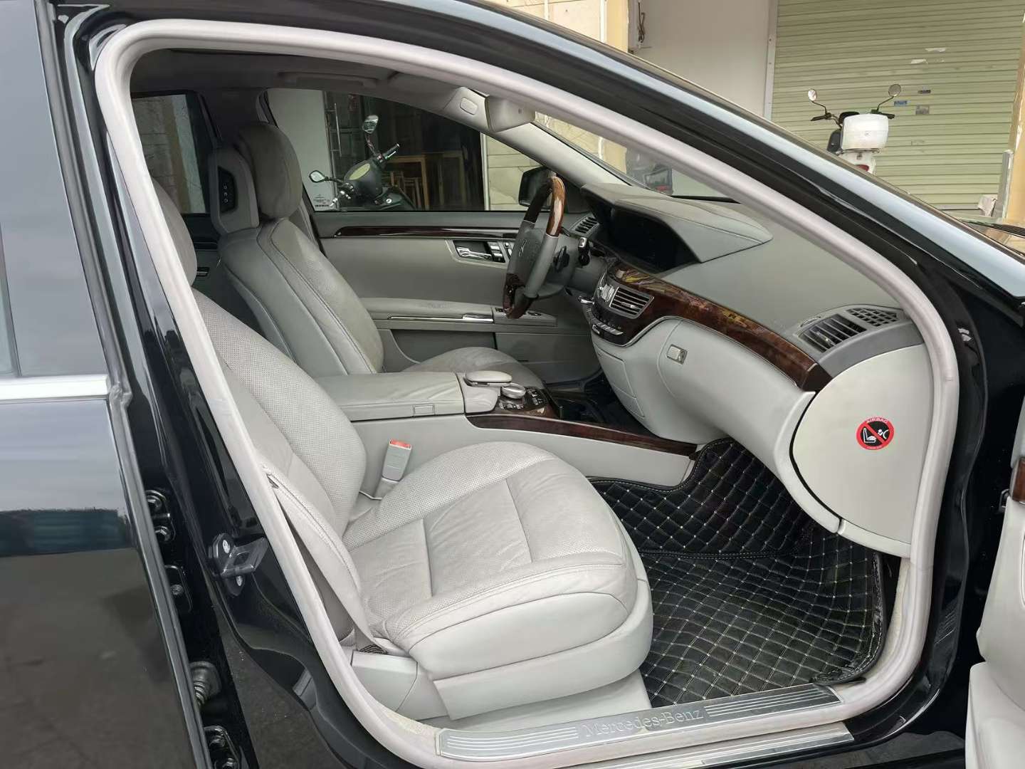 Mercedes-Benz S-Class Hybrid 3.5L V6 Automatic 5