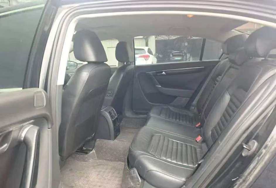 Volkswagen Magotan 1.8T Automatic Sunroof 6