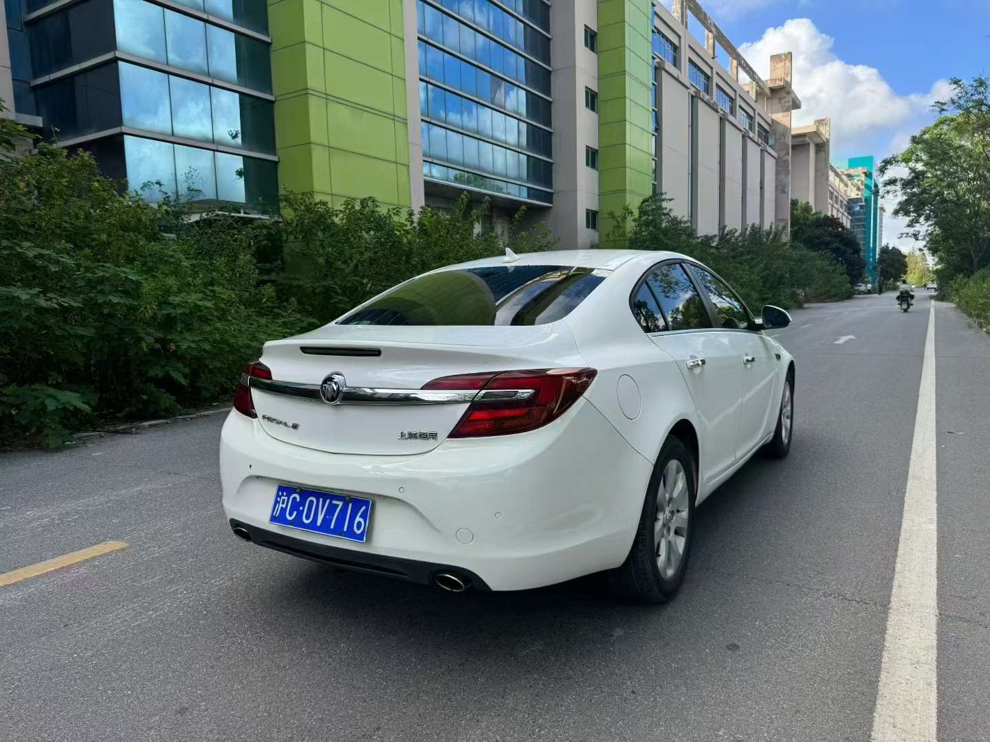 Buick Regal 7