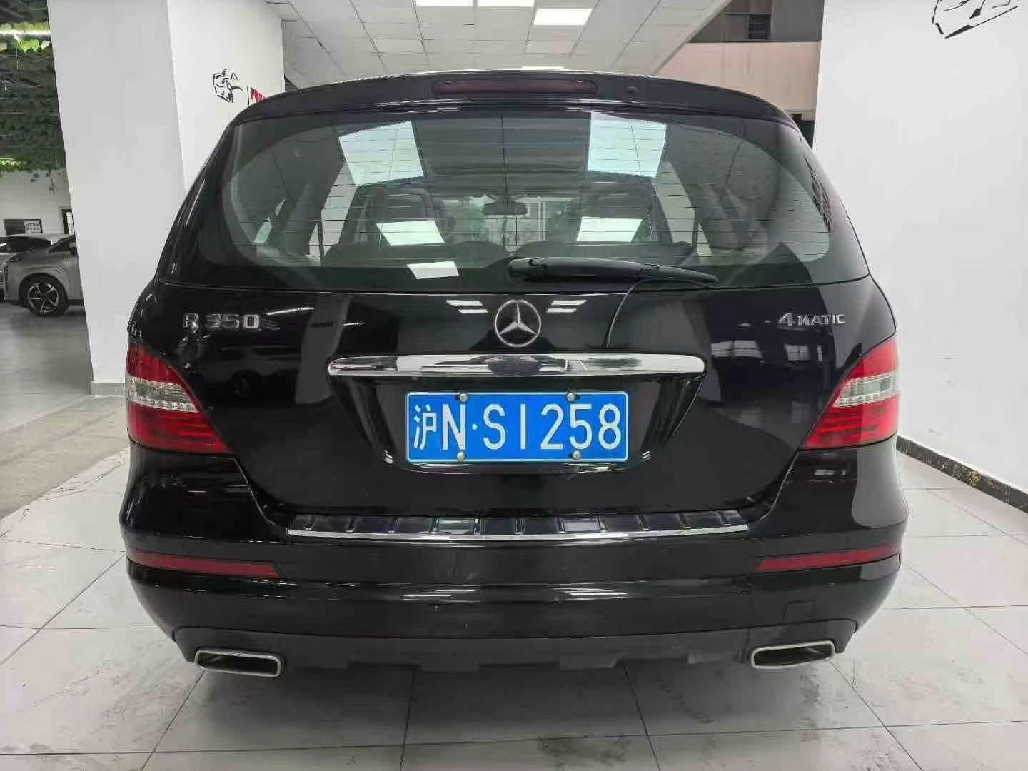 Mercedes-Benz R-Class 2013 R350 High Spec 5