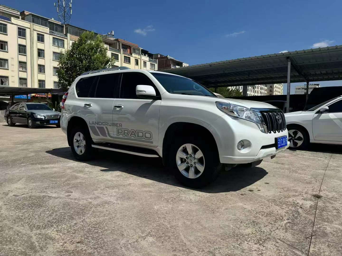 Toyota Prado 2018 2.7 4WD 5-Seater Luxury Edition 3