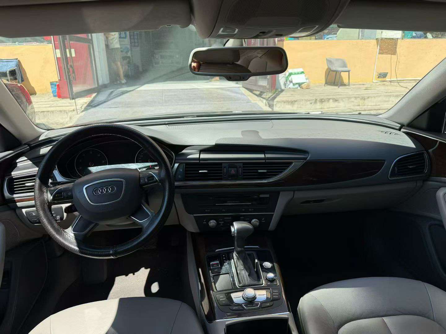 Audi A6L 2013 2.5 Comfort 8