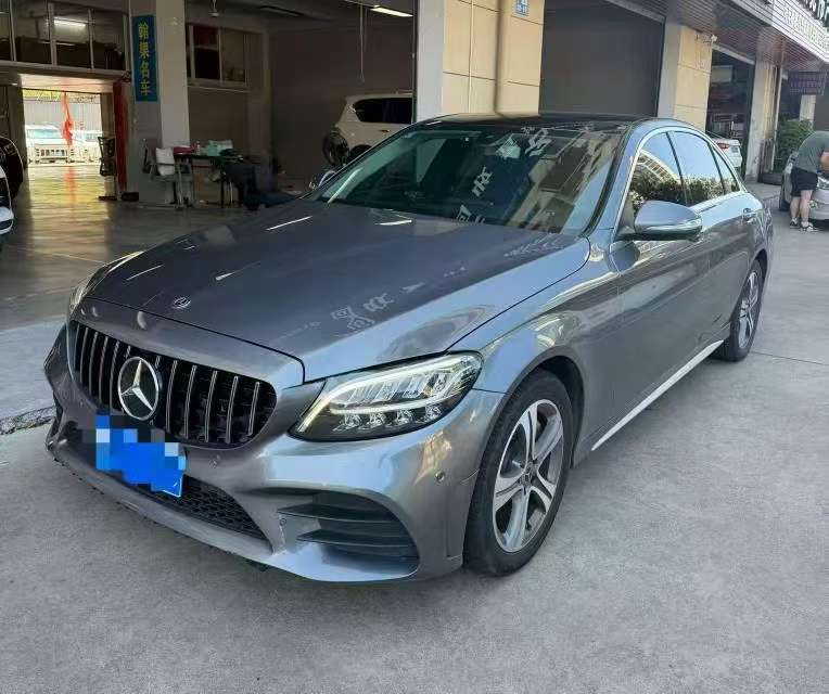 Mercedes-Benz C-Class C260L Sport