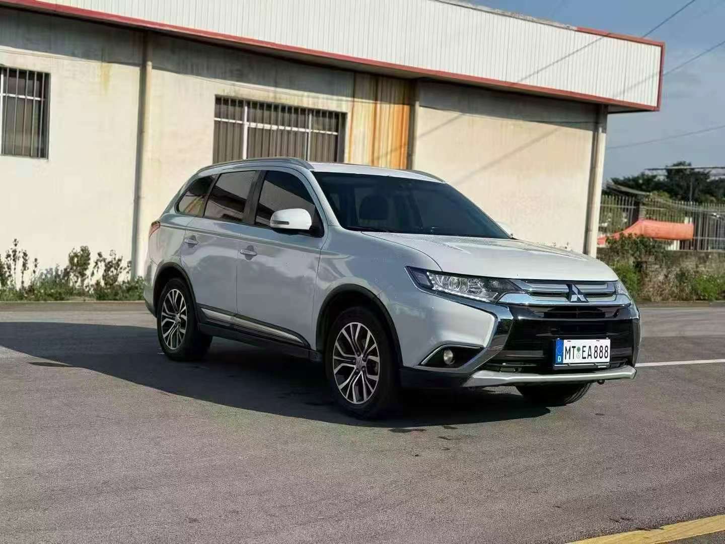 Mitsubishi Outlander 2019 2.0L 7-Seater